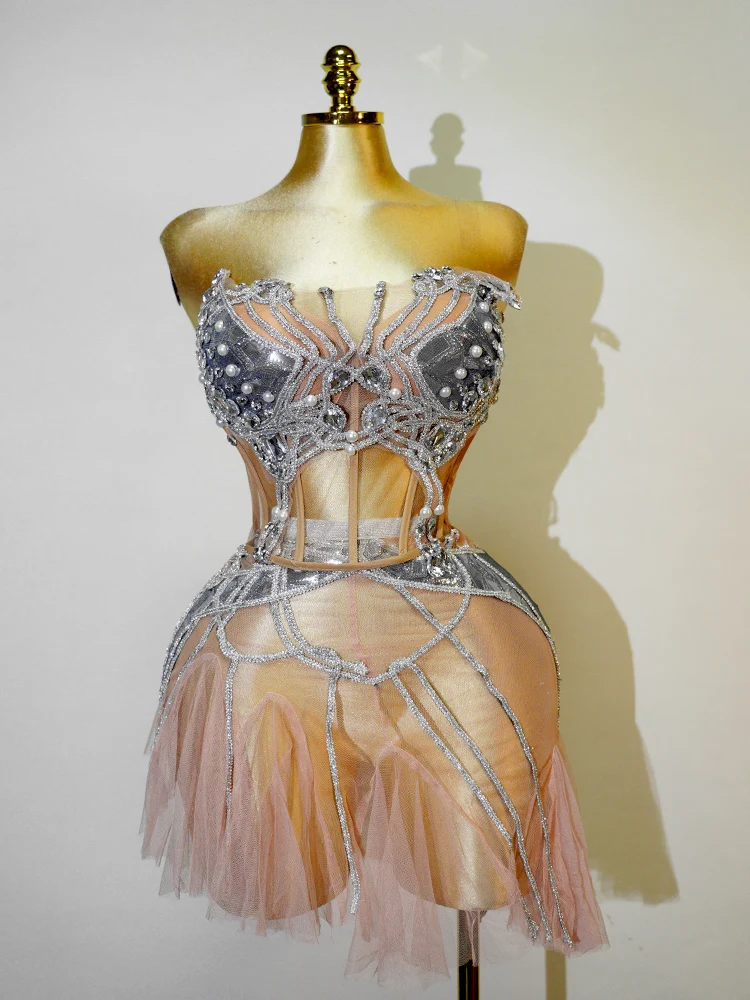 

Новые роскошные танцевальные платья, дизайнерские прозрачные мини-платья с кристаллами и жемчугом, костюмы для дня рождения, ночных клубов, выступлений, костюмы для дрэг-квин.