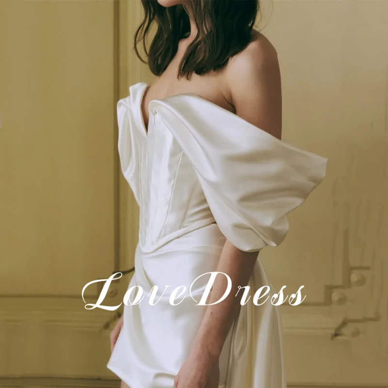 섹시한 브이넥 새틴 미니 아이보리 웨딩 드레스 민소매 오프 숄더 심플 무릎 위 플리츠 오픈 백 짧은 드레스 맞춤형