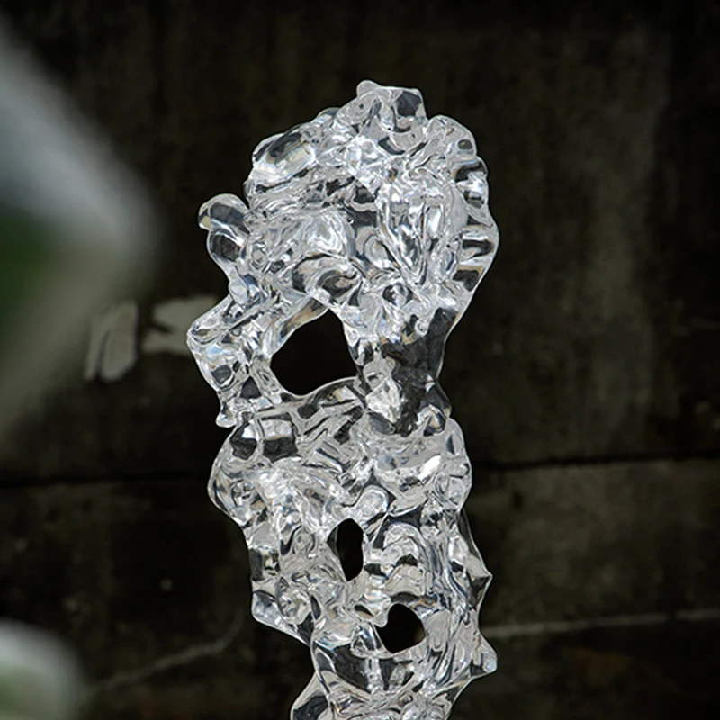 Beautiful Customized Clear Colorful Resin Home Decoration Sculpture