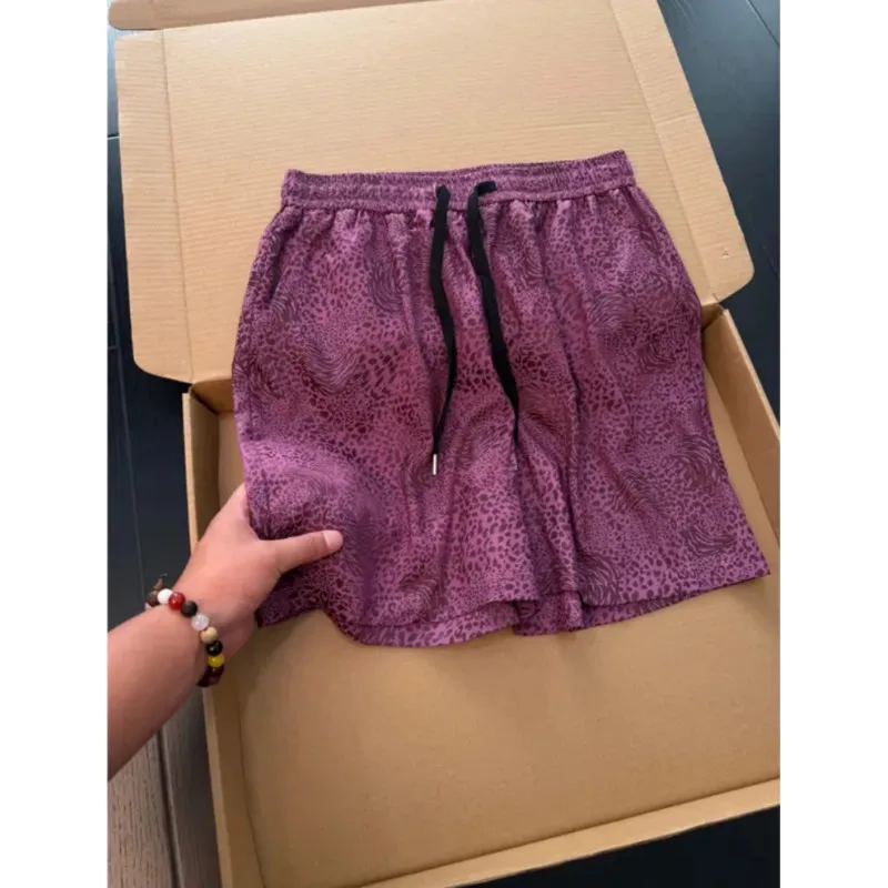 2026 Summer Men's Fashion Casual Jacquard Leopard Print Silk Lightweight Cool Shorts