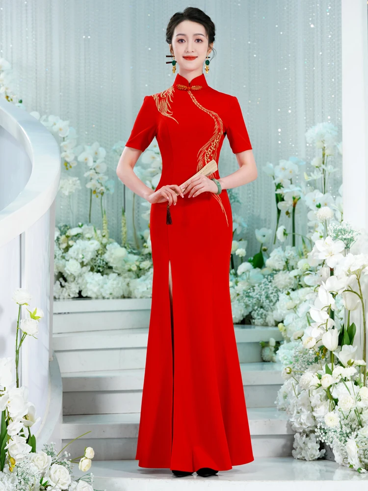 

Элегантное длинное черное ципао из высокоэластичного полиэстера, не требующее глажки, для выступлений, новинка 2025 года