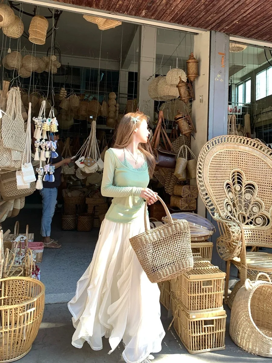 

Нежная японская юбка с кружевной отделкой для женщин, весенне-осенняя модная юбка А-силуэта с асимметричным подолом, визуально уменьшающая возраст