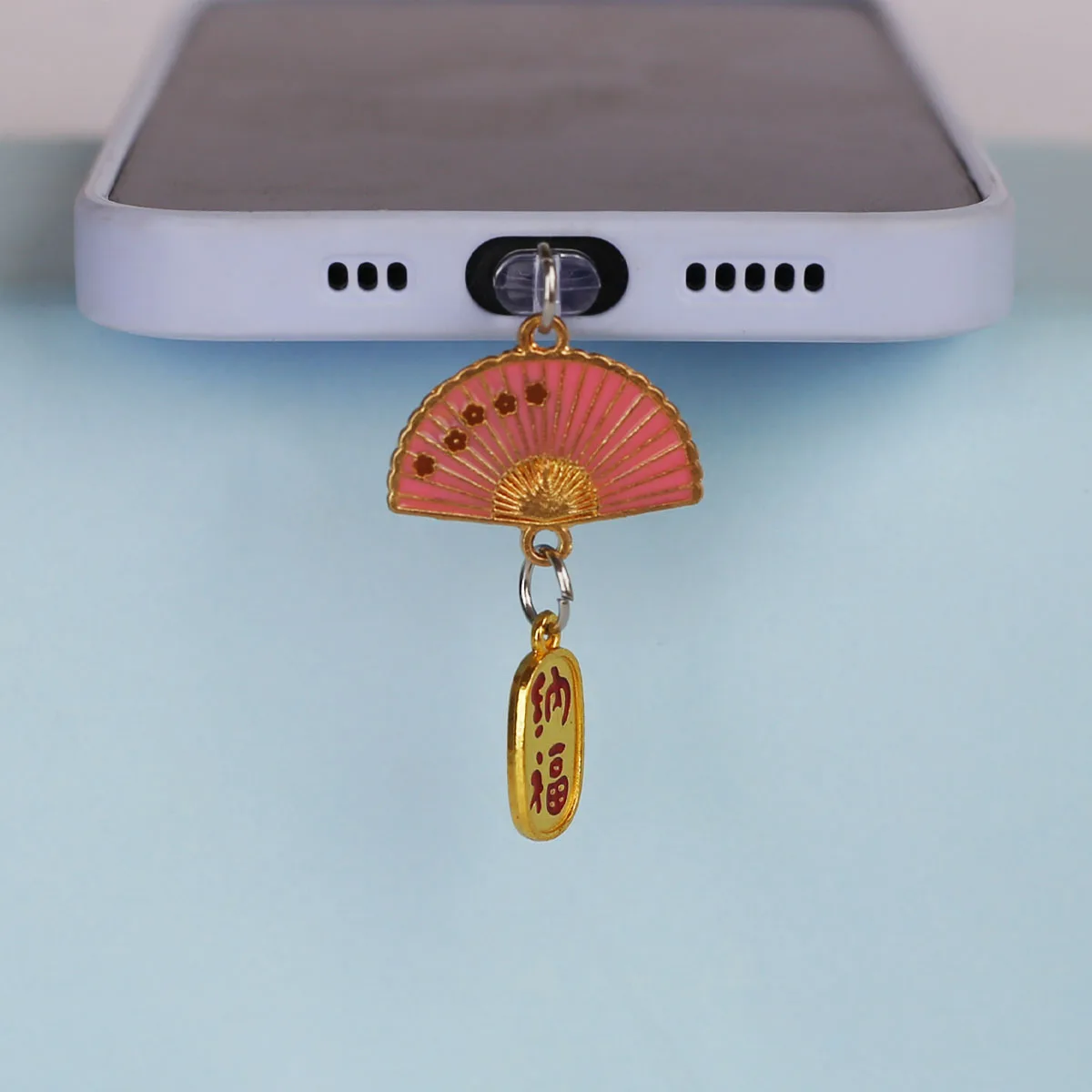 Handy-Staubschutz-Anhänger im chinesischen Stil: Ventilatoren, die Reichtum und Glück anziehen – Zubehör für iPhone und Type-C Anschlüsse, Deko-Lanyard – Detail 8