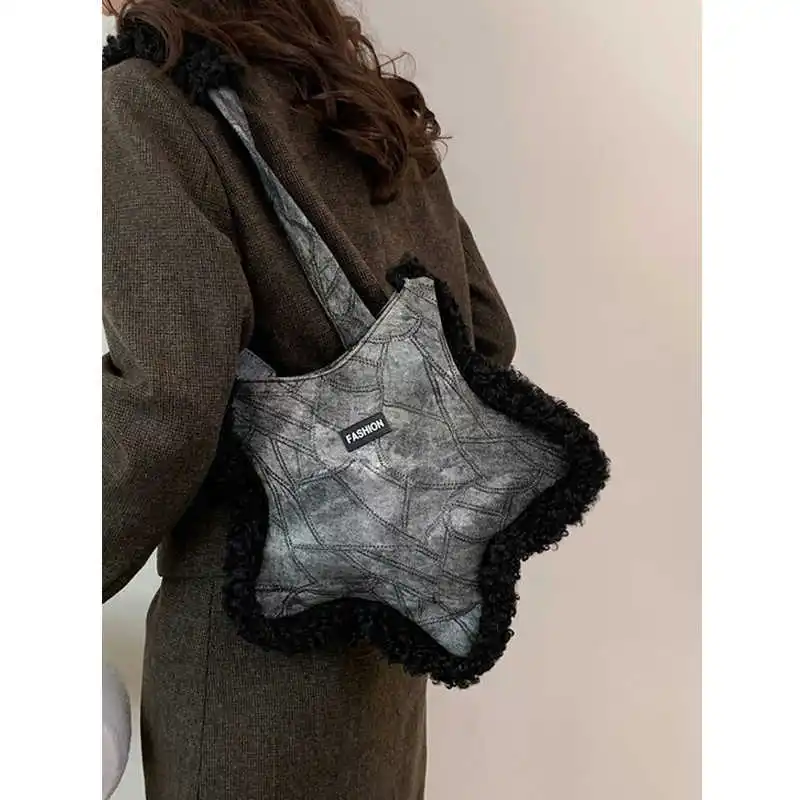 

Original Niche Design Star Tote Bags For Women New Vintage Lamb Wool Spliced Underarm Bag Y2k Hot Girls One Shoulder Bags