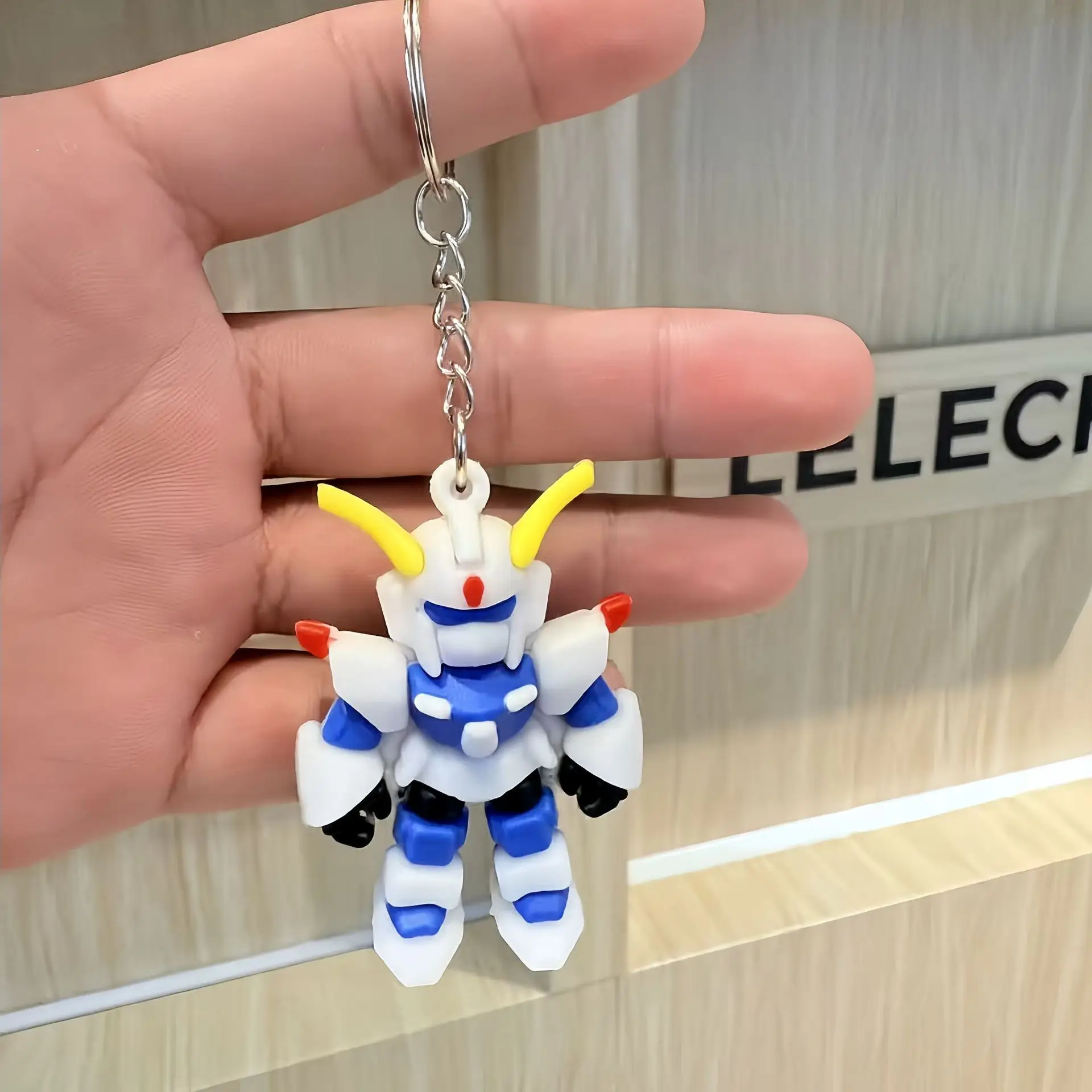 4pcs New Cartoon Mech Warrior Keychain Anime Soft Rubber Gundam Car Bag Key Pendant Couple Transformers Gift - view 4