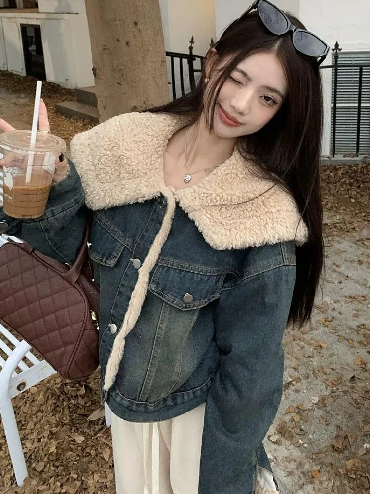 2024 Herfst Winter Nieuwe Plus Size Fce Gevoerde Thiened Denim Jaet Vrouwen Losse Ontwerp Veelzijdige Grote Kraag Ort Top