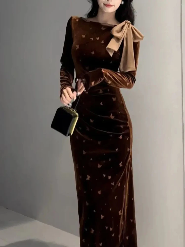 新しい長袖レースアップボディコンワンピース、プリントベルベット、エレガントでスリムなファッションローブ、ストレートベント、ルーシュドミドル丈、スイートドレス