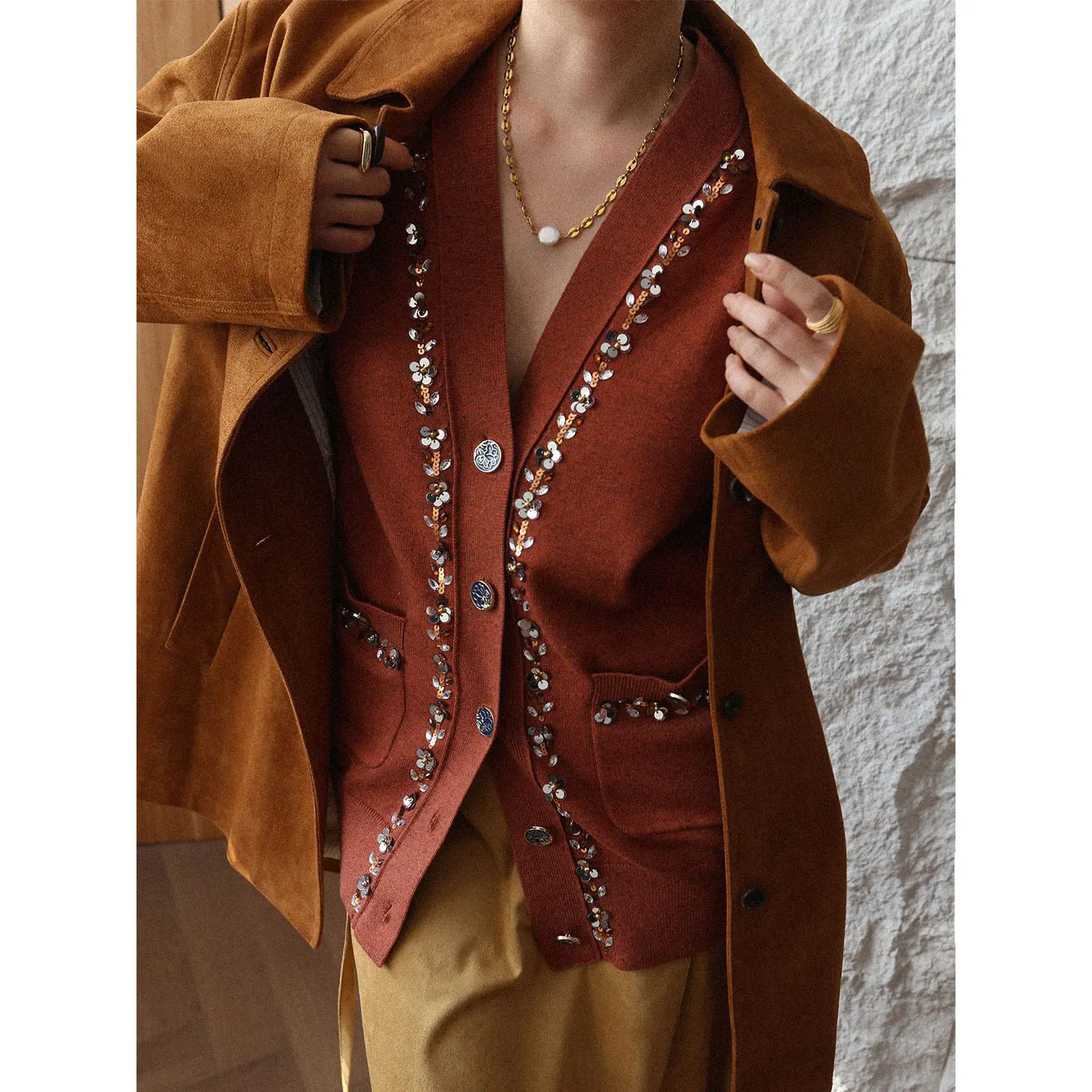 

Женский вязаный кардиган Ast Editor's Heavyweight с V-образным вырезом, свободный крой, из мягкого шелка, с длинными рукавами, в винтажном стиле