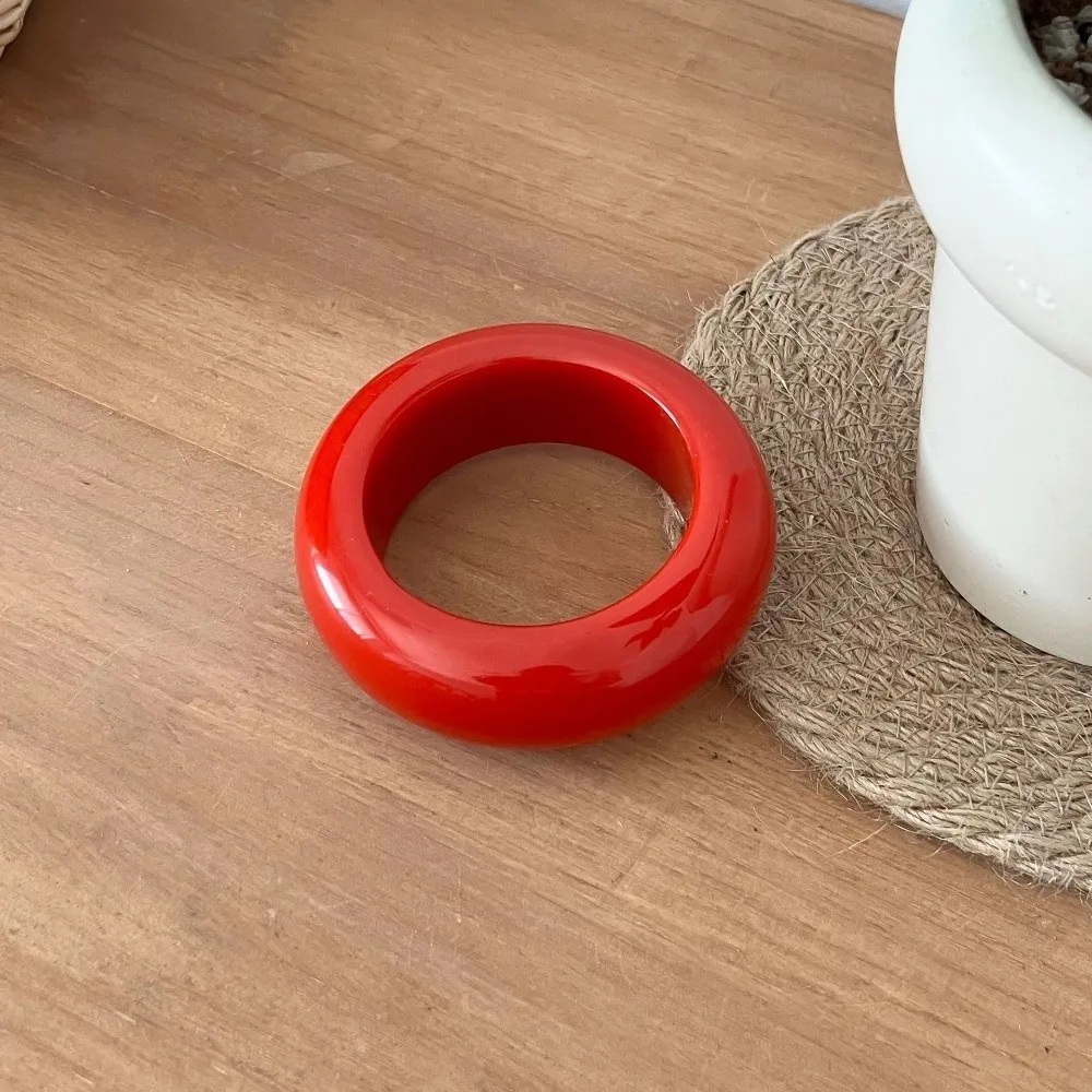 Braccialetti robusti verdi vintage Braccialetti geometrici irregolari in resina Braccialetti da donna stile largo e spesso