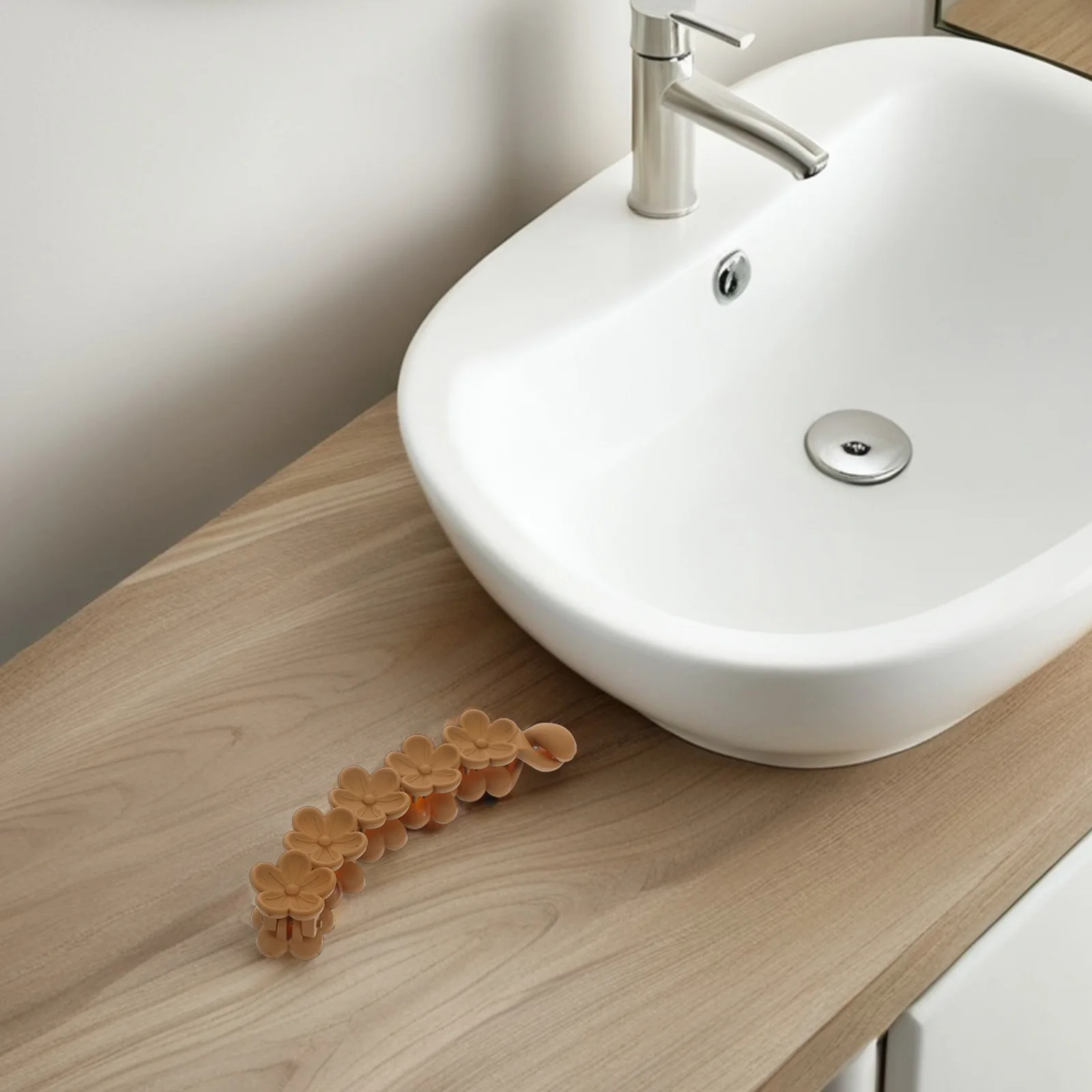 

Elegant Flower Hair Clip Non-Slip Design Stylish Accessory for Ponytails Updos Girls Women Multifunctional Portable Anywhere