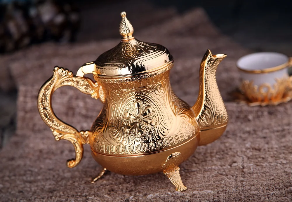 LaModaHome Gold Color Ahsen Zinc Casting Tea Pot