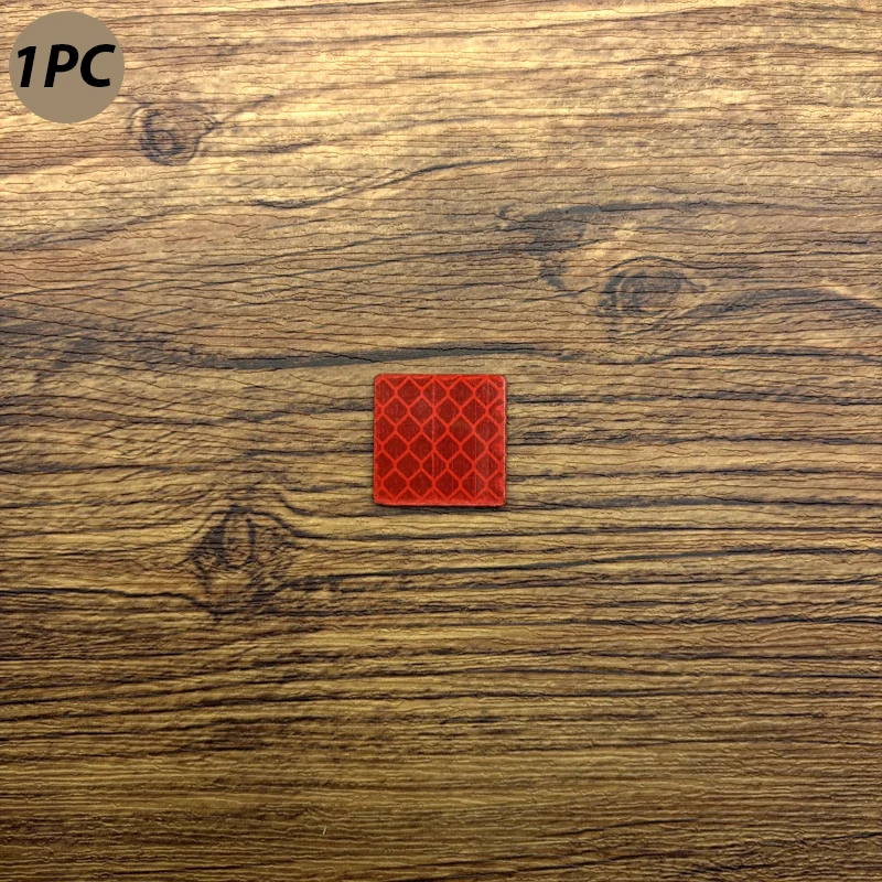 A Small Square Pattern Ir Reflective, Luminous Laser Sticker Engraved with Personalized Creative Chest Patch Badge, with Hook and Loop Backing, Suitable for Bags, Backpacks, Vests, and Clothing Embroidery Patches