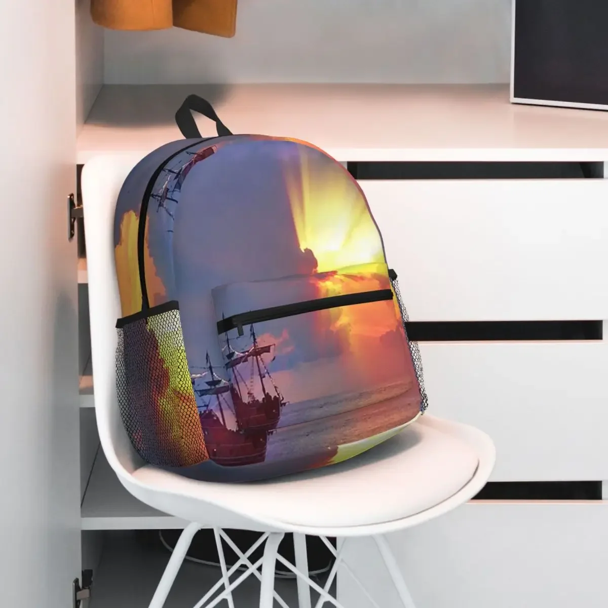 حقيبة ظهر Galleon At Sunset With Radiant Skies حقيبة ظهر ذات سعة كبيرة للأطفال حقيبة كتب مدرسية حقائب كتف للرجال والنساء #1