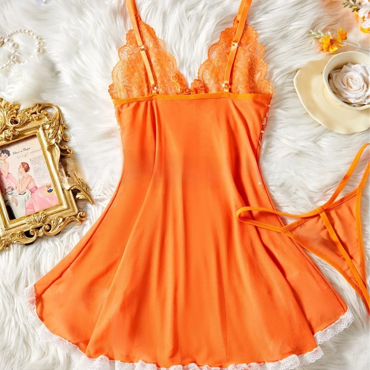 Прозрачные тонкие стильные стринги с кружевной отделкой и рюшами, комплект нижнего белья, женские ночные рубашки, одежда для сна без рукавов, сексуальный бюстгальтер с v-образным вырезом, комплекты трусиков