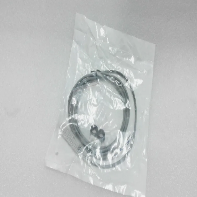 Brand new genuine proximity switch CR30CF10DNC-E2  CR30CF10DNR-E2  CR30CF10DPO-E2  CR30CF10DPC-E2  CR30CF10DPR-E2	CR12SCN04DNO