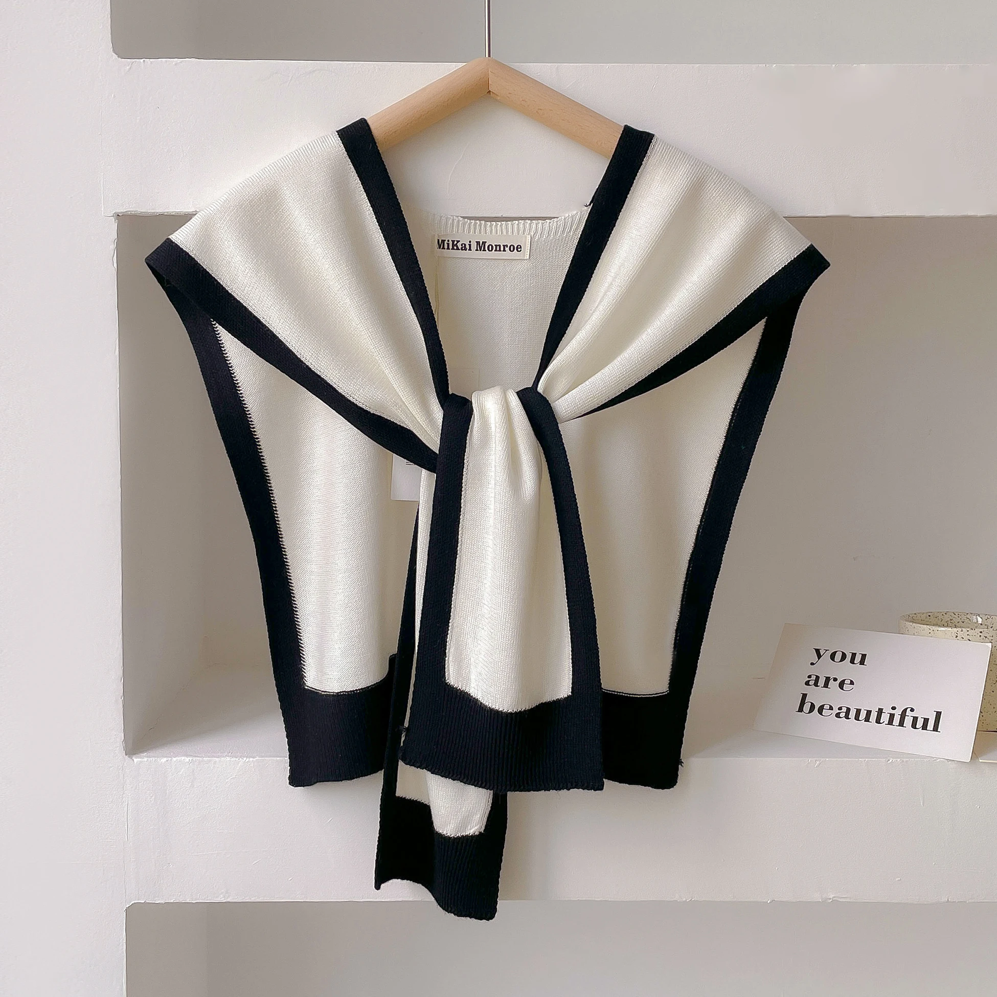 

2025 Spring And Autumn Knitted Shawl With Summer Office Air-Conditioned Room Neck And Shoulder Scarf Casual Fashion Outdoor