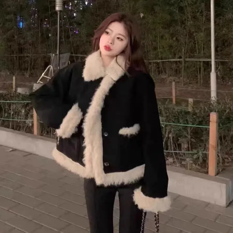 2025 Winter New Women's Small Fragrant Style Lamb Wool Coat Women's Black Corduroy Eco Friendly Fur Small Plush Top