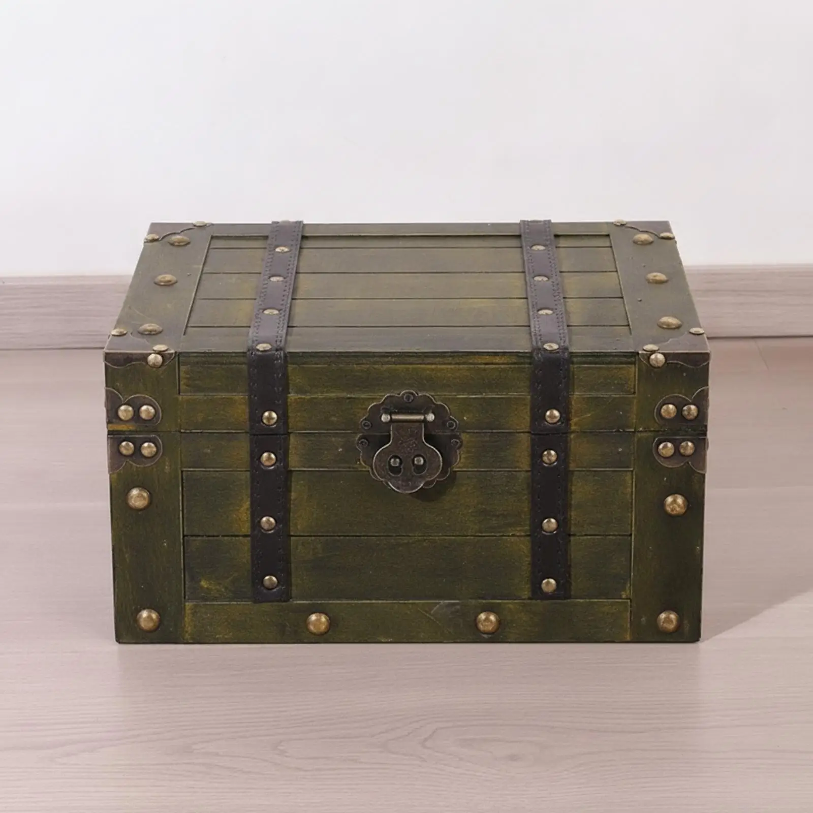 Vintage Wooden Chest with Lock Antique-Style Wooden Storage Chest with Hinged Lid Distressed Keepsake Box for Dresser, Study,