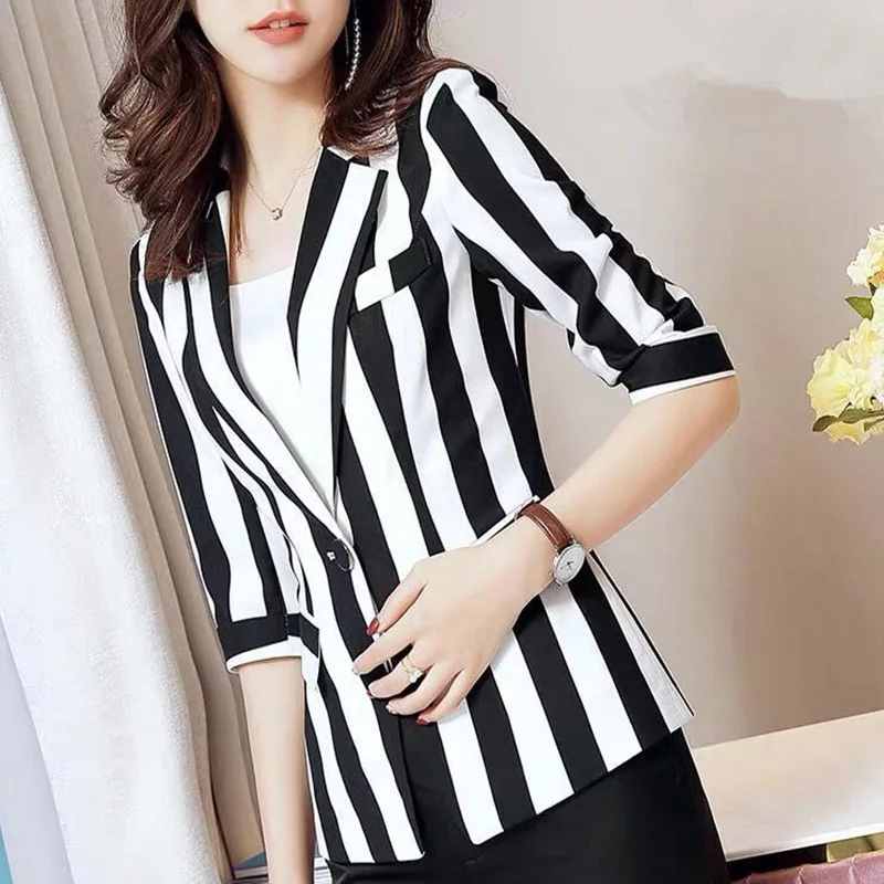 Fashion Lapel Button Spliced All-match Striped Blazer Women's Clothing 2023 Autumn New Casual Tops Loose Office Lady Blazers