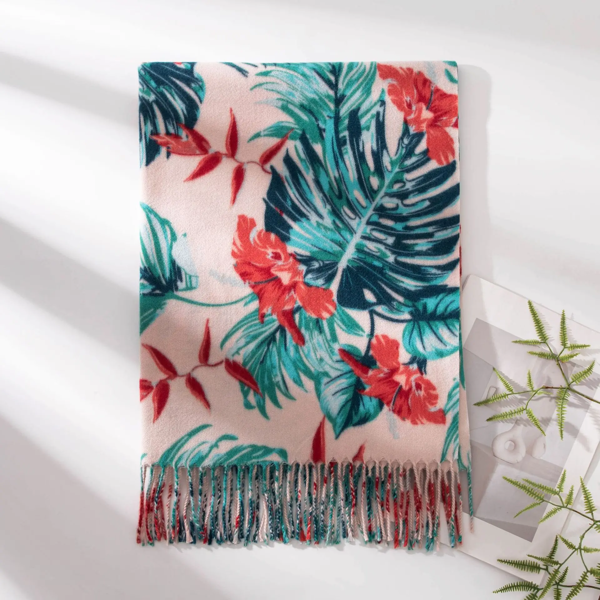 

New Soft Commuter Warm Imitation Cashmere Leaf Printed Tassel Scarf, High Grade, Sweet, Light Luxury Women's Shawl