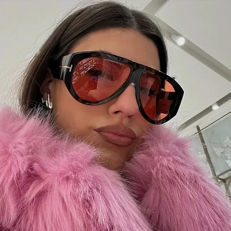 Fashion Pilot Sunglasses Women Brand Designer Large Frame Ins UV400 Ladies Shades Glasses