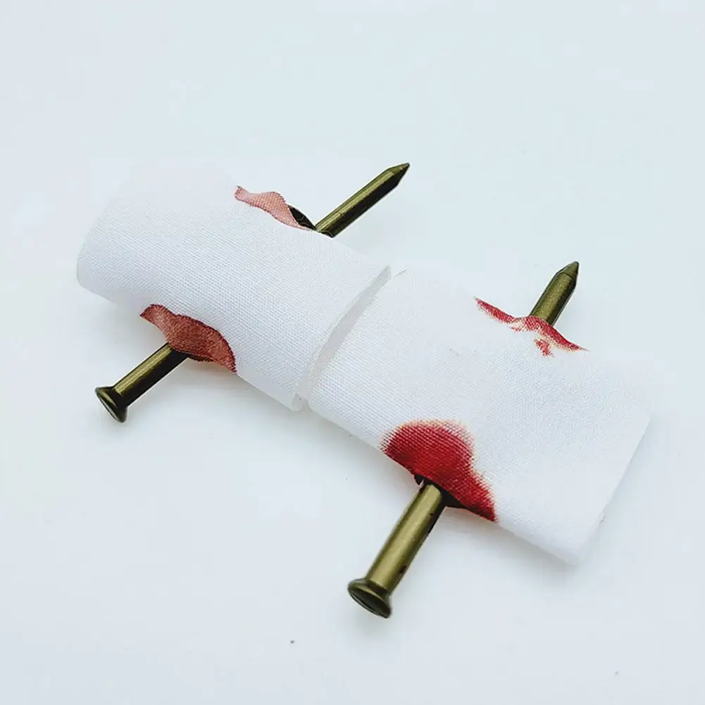 1-5 Fake Nail Through Finger Prank Toy Fool Toys Blood Prank Magic Prop Scare Trick Joke Toy Kids Novelty Magic Friend Halloween