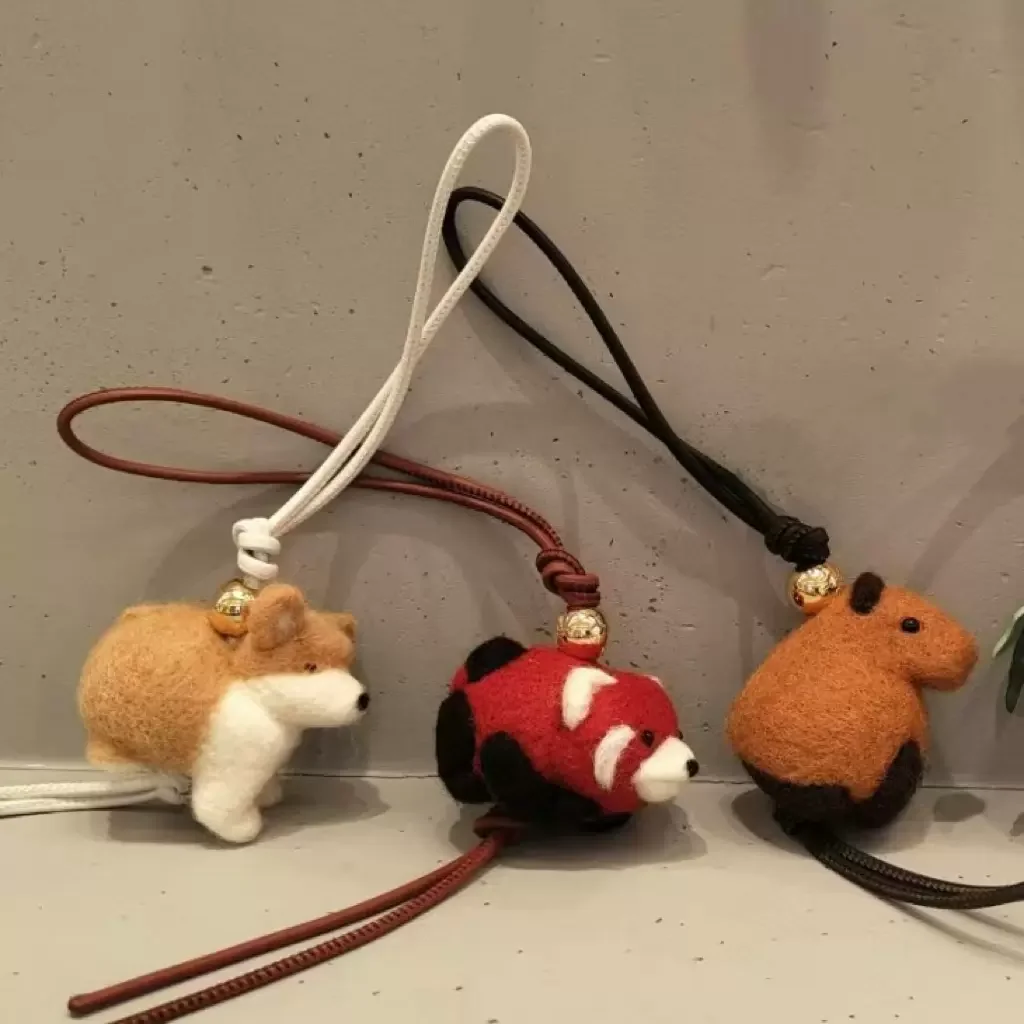 2024 New Animal Felt Pendant Cow Leather Little Panda capybara corgi Bag Wool felt Handmade Gift Key Storage Home Decoration