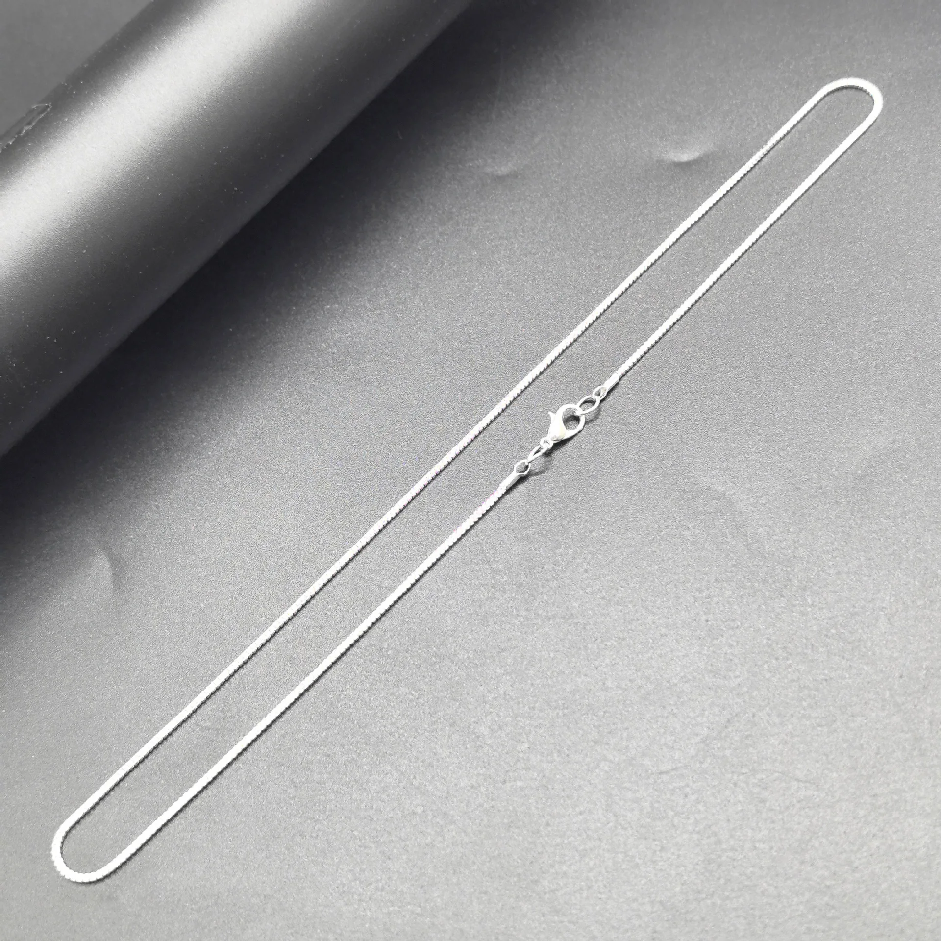 

Right Road New High-end 100 Pcs/pack Copper Silver Plated 45cm Unisex Box Chain DIY Necklace Accessories Wholesale