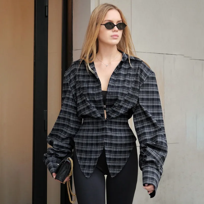 เสื้อเชิ้ตผู้หญิงแฟชั่นลายตารางหมากรุกสไตล์วินเทจ คอวี ทรงไม่สมมาตร แบรนด์ Talenza สำหรับฤดูใบไม้ผลิและฤดูใบไม้ร่วง สวมใส่สบายๆ เหมาะกับการเดินทาง ดูเก๋ไก๋และสง่างาม