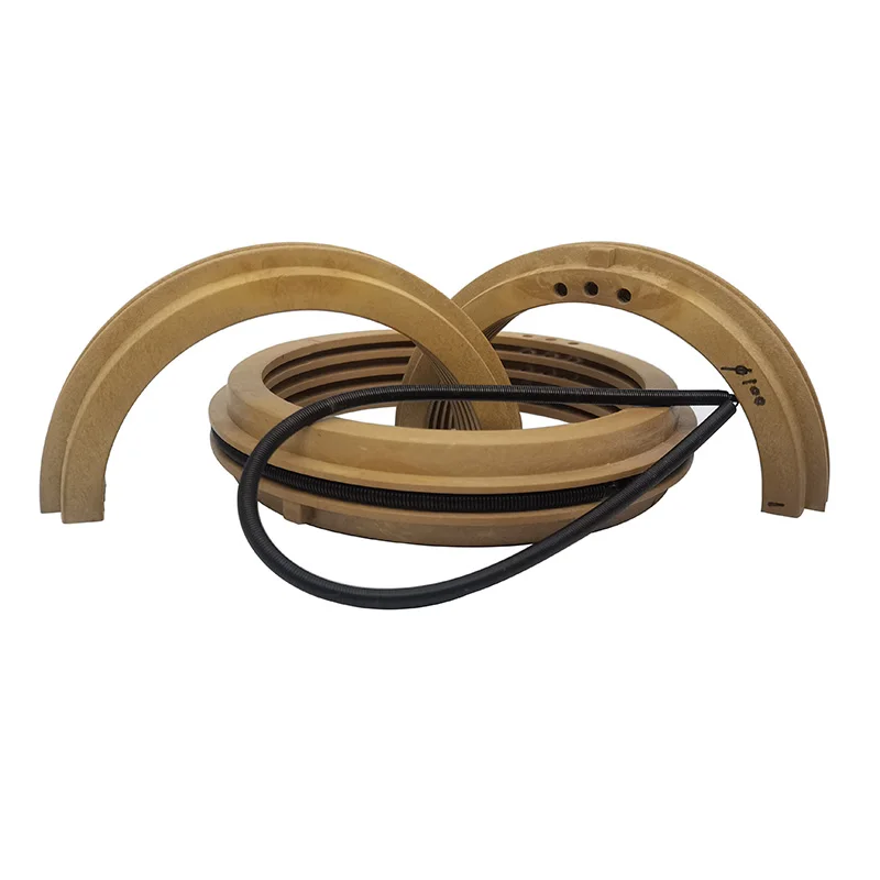 Two half-ring floating labyrinth oil seals for high pressure bearing motors