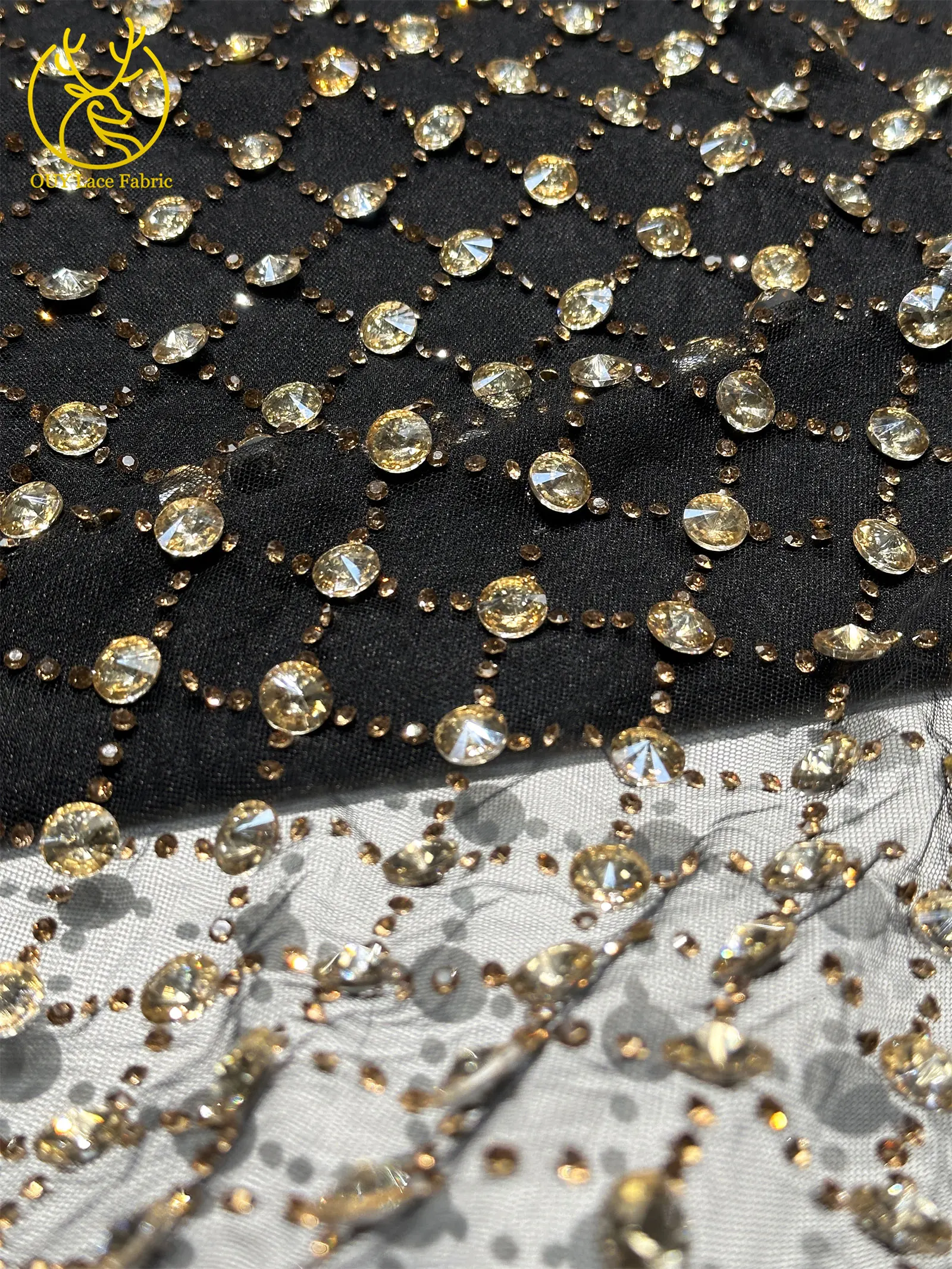 Hochwertiger, maßgefertigter, luxuriöser, handgefertigter Diamant-Mesh-Spitzenstoff 2026 – Afrikanischer Spitzenstoff, nigerianischer Stein-Tüll-Spitzenstoff für Partykleider zum Nähen – Detail 7