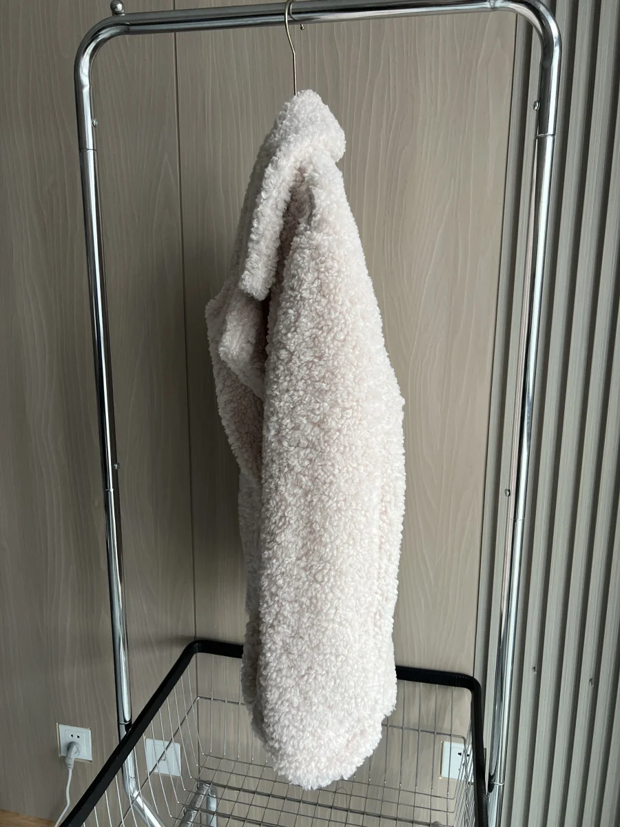 ETJ 2025 Inverno nuove donne indossare pelliccia sintetica Effetto Temperamento Cappotto Cappotto Cappotto termico in lana di agnello 4391855