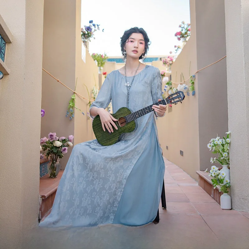 

Новое весенне-летнее платье Ele с вышивкой в стиле пэчворк, оригинальный дизайн, А-силуэт, миди, с круглым вырезом, коротким рукавом, из полиэстера и вискозы