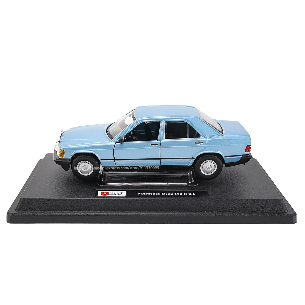 Bburago 1:24 1987 Mercedes Benz 190E simulation alloy car model crafts decoration collection toy tools gift