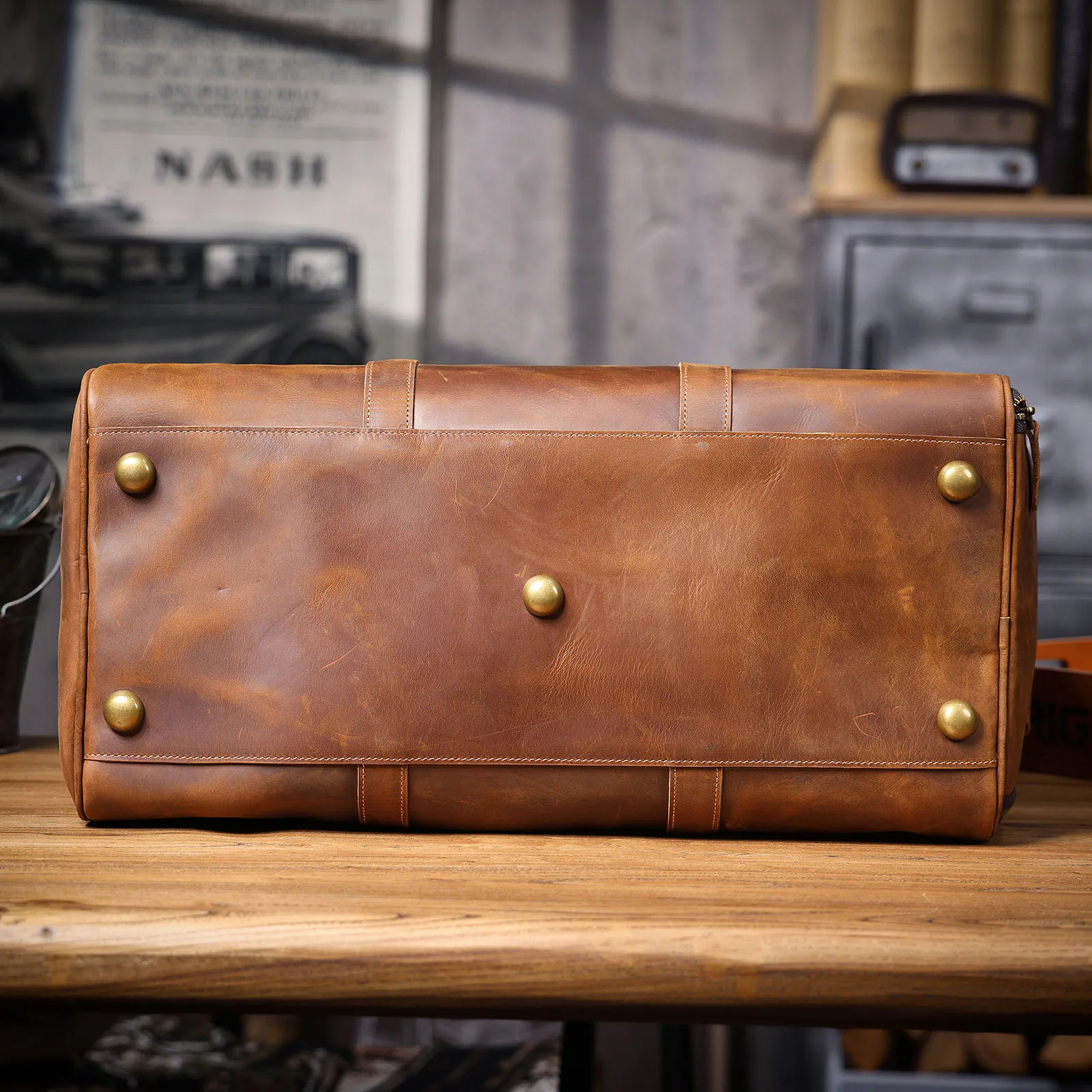 S.WORKER Vintage Vollnarbenleder Herren-Reisetasche Handgefertigte Weekender-Reisetasche – Detail 12