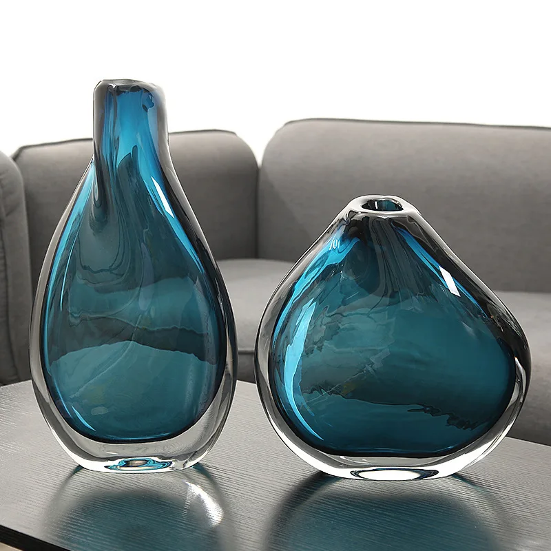 

Irregular modern simple glass transparent vase, special-shaped flower arrangement, creative soft decoration design