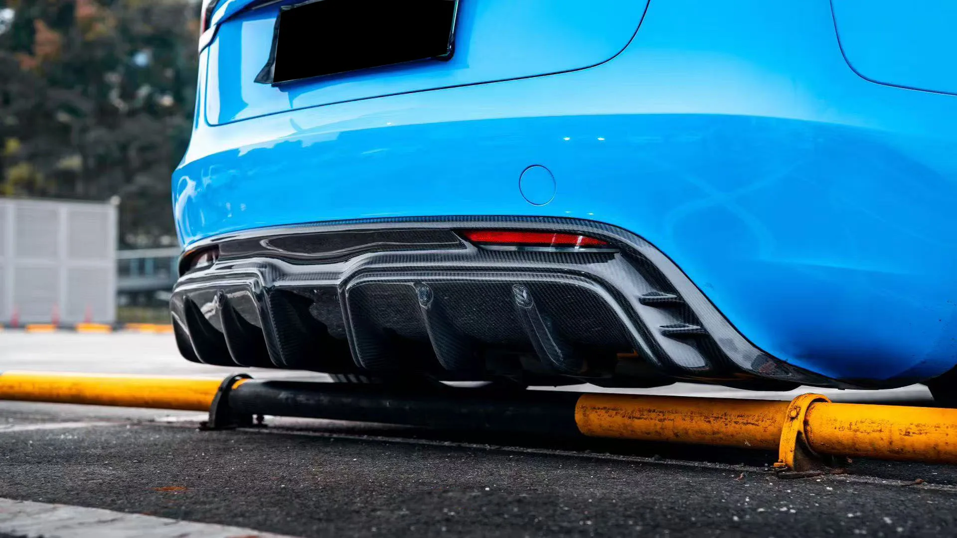 ForTesla Renewal 3 Carbon Fiber Small Surround Front Lip Rear Diffuser Side Skirt Tail Wing 3