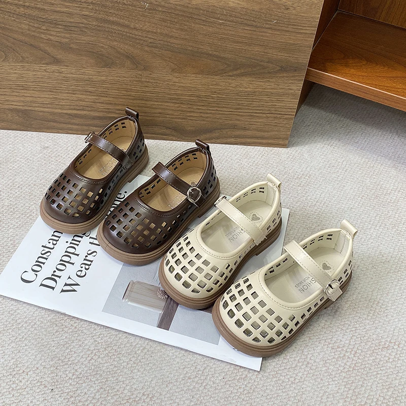 Kids Flat Shoes Hollowed-out Soft Bottom Children Sandals Breathable Non-slip 2026 Brand New Girls Casual Shoes Round Toes Sweet