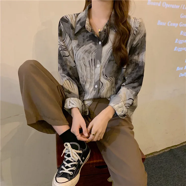 Women Chiffon Shirts Retro Sunscreen Shirt Long Sleeve Dyeing Painted Turn Down Collar Blusas Tops 2021 Summer Female Blouses