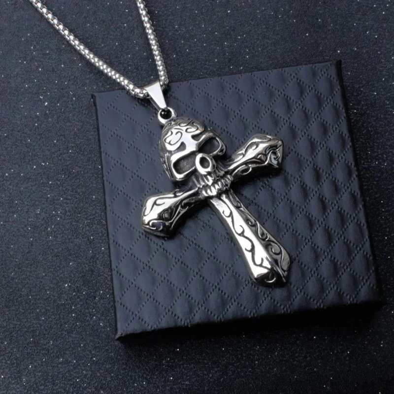 New Fashionable And Exquisite Non-Fading Round Cross Pendant Stainless Steel Necklace For Men And Women Jewelry Accessories Gift