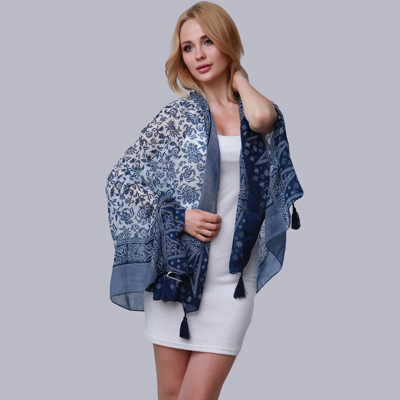 Female Pashmina Shawls Women Blue Scarf Fashion Women Scarf Summer Blue Porcelain Print Tassel Wraps Vaction Bufandas Mujer