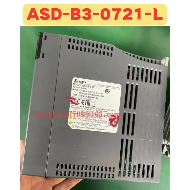 محرك سيرفو مستعمل ASD-B3-0721-L ASD B3 0721 L تم اختباره بشكل جيد