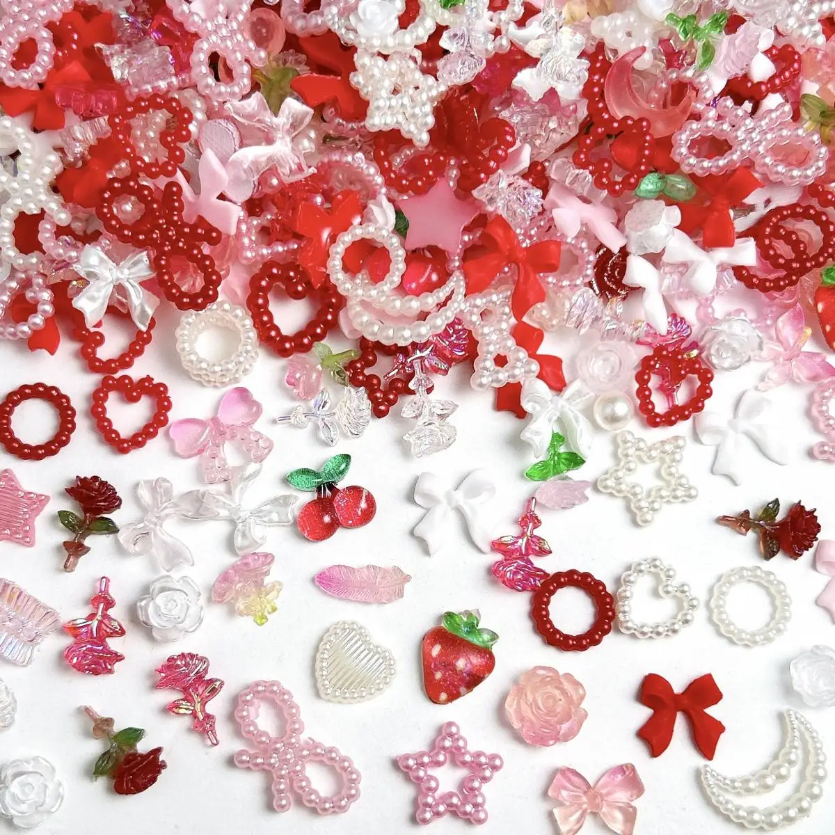 Random Mixed Sweet Red White Series Nail Charms 3D Resin Hollow Out Heart Bow Strawberry Cherry Nail Art Decorations Accessories