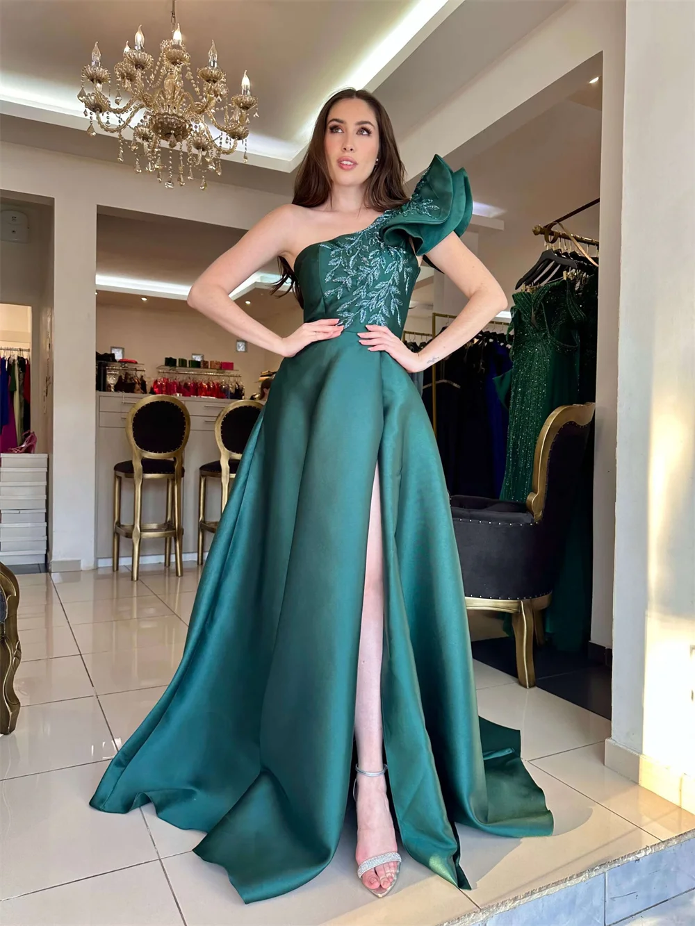 Cathy personalizado verde um ombro apliques a linha vestido de baile lado split plissado vestidos de noiva até o chão vestido de noite