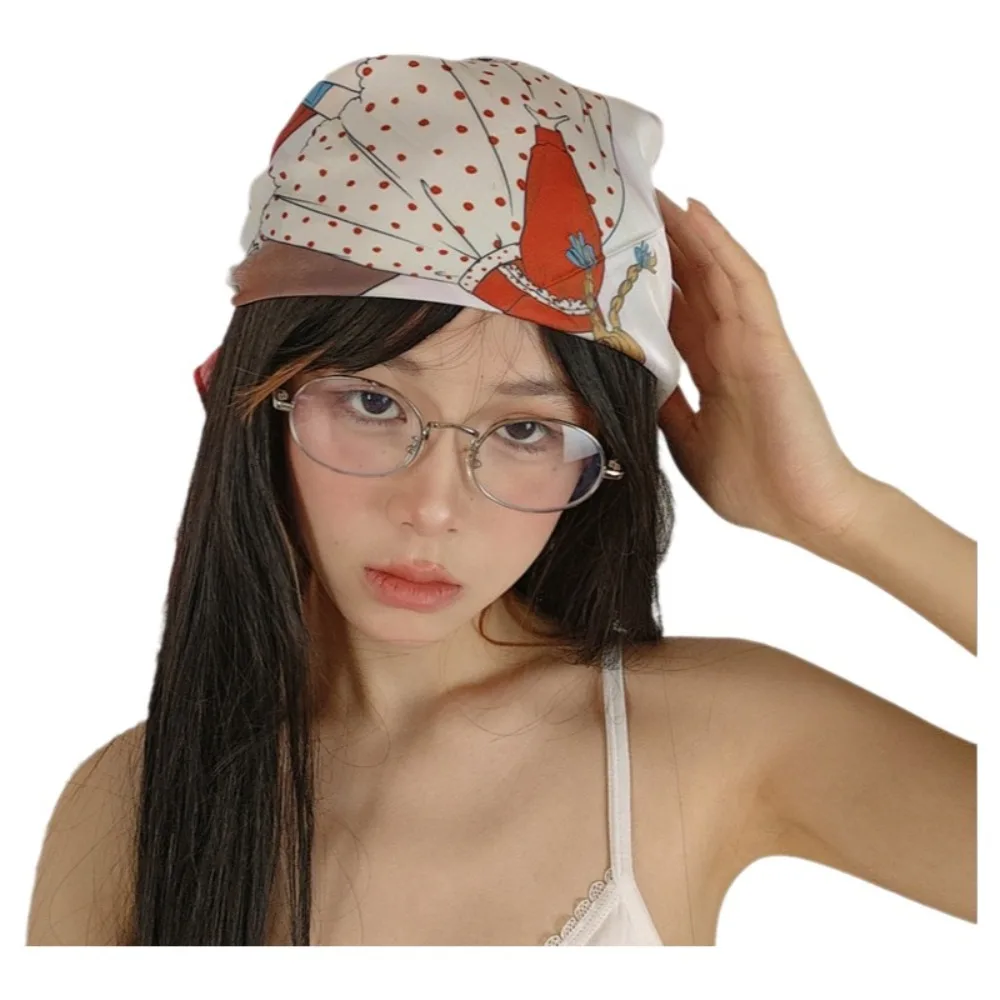 

Lightweight Breathable Flower Printed Scarf Satin Fabric Spotted Dog Bandana Head Scarf Soft Graceful Square Headband Headwear