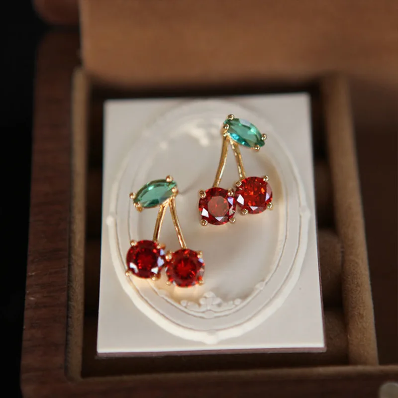 FTCY lindos pendientes de tuerca de cereza de circón rojo para mujer encanto de cristal dulce fruta pendientes de mujer regalos de joyería de fiesta