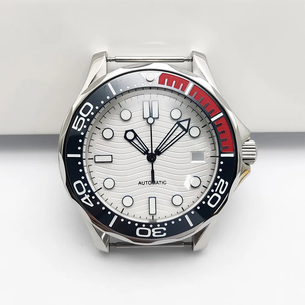 NH35/8215 Cassa 42mm Orologio subacqueo Acciaio inossidabile 316L Cristallo di zaffiro 10 Bar Resistente all'acqua Custodia posteriore trasparente Kit