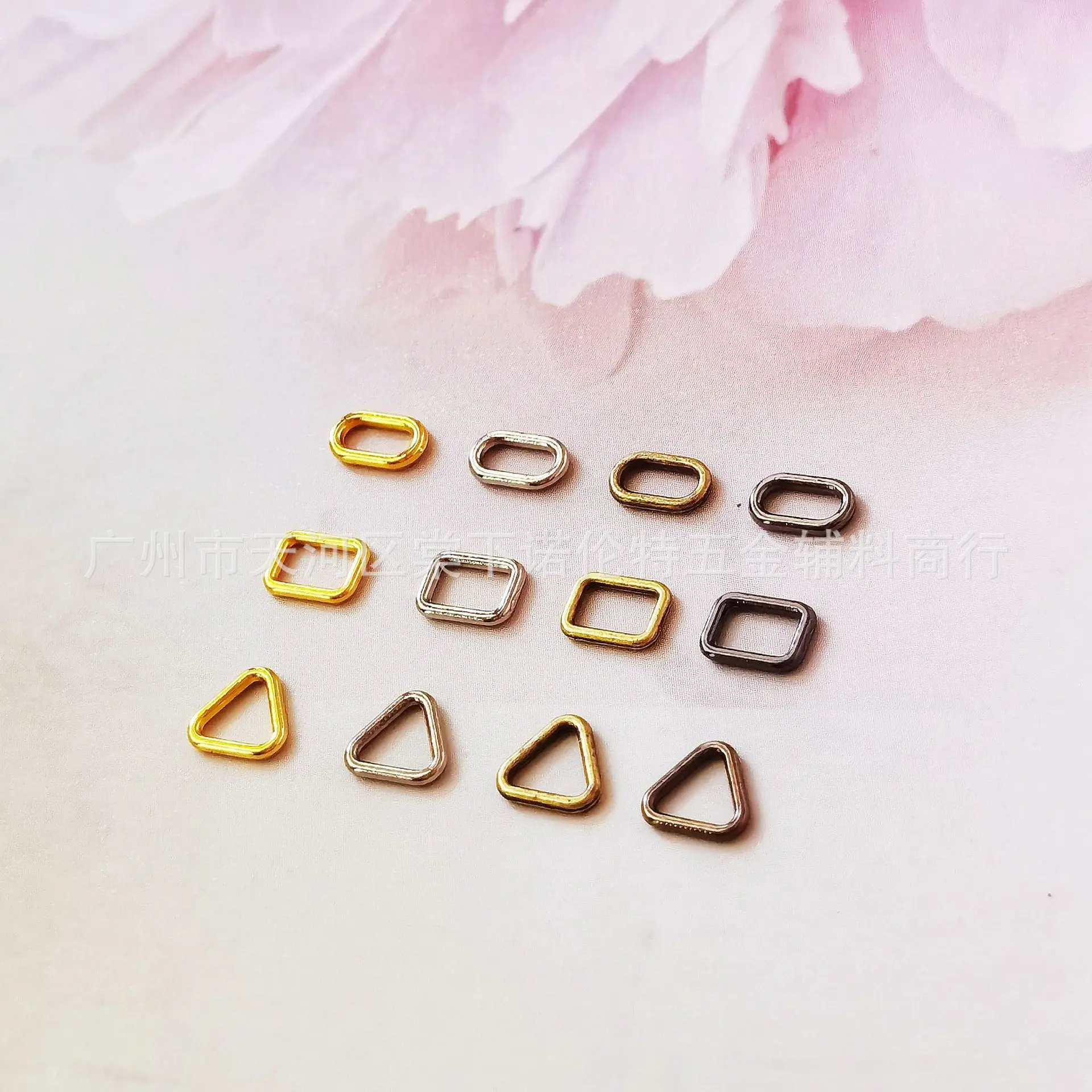 30PCS 4mm Mini Doll Handmade Bag Buckle DIY Doll Ultra-small Luggage Clothes Shoes Hardware Parts Accessories