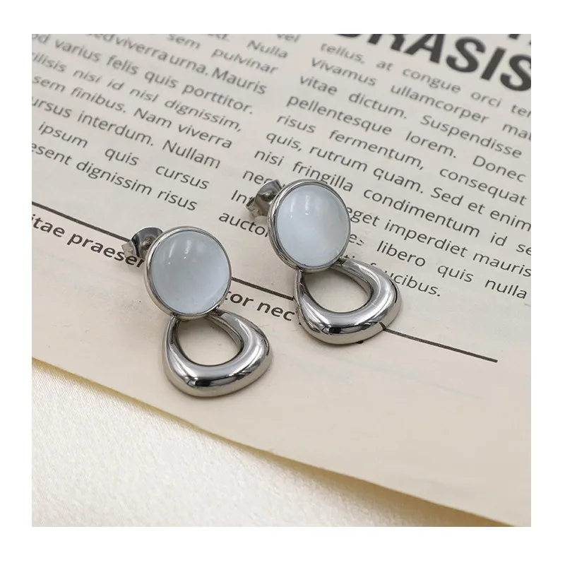 

Korean Version of Dongdaemun Simple Spring and Summer Light Luxury New Medieval Temperament Geometric Shape Cool Wind Opal Stud