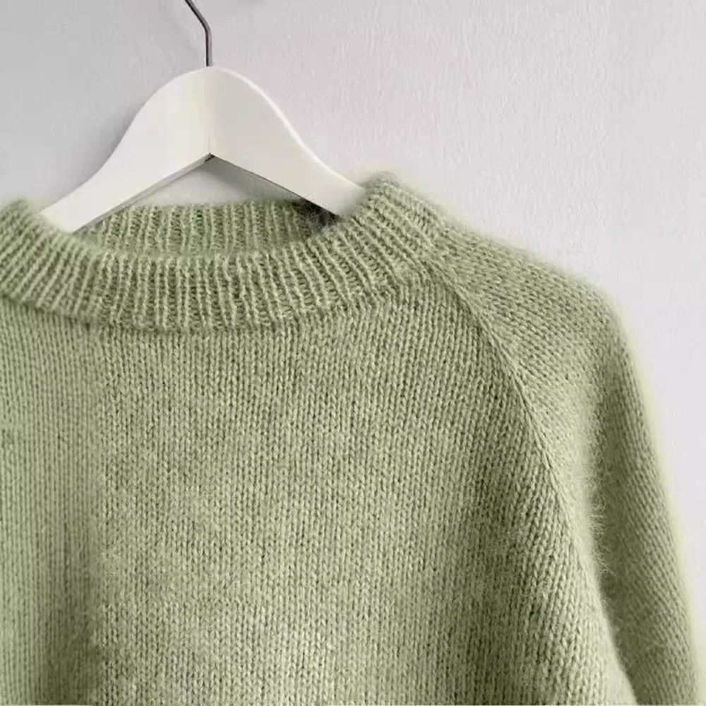 Retro Avocado Green Knit Sweater Short Loose Fit Sweater for Women